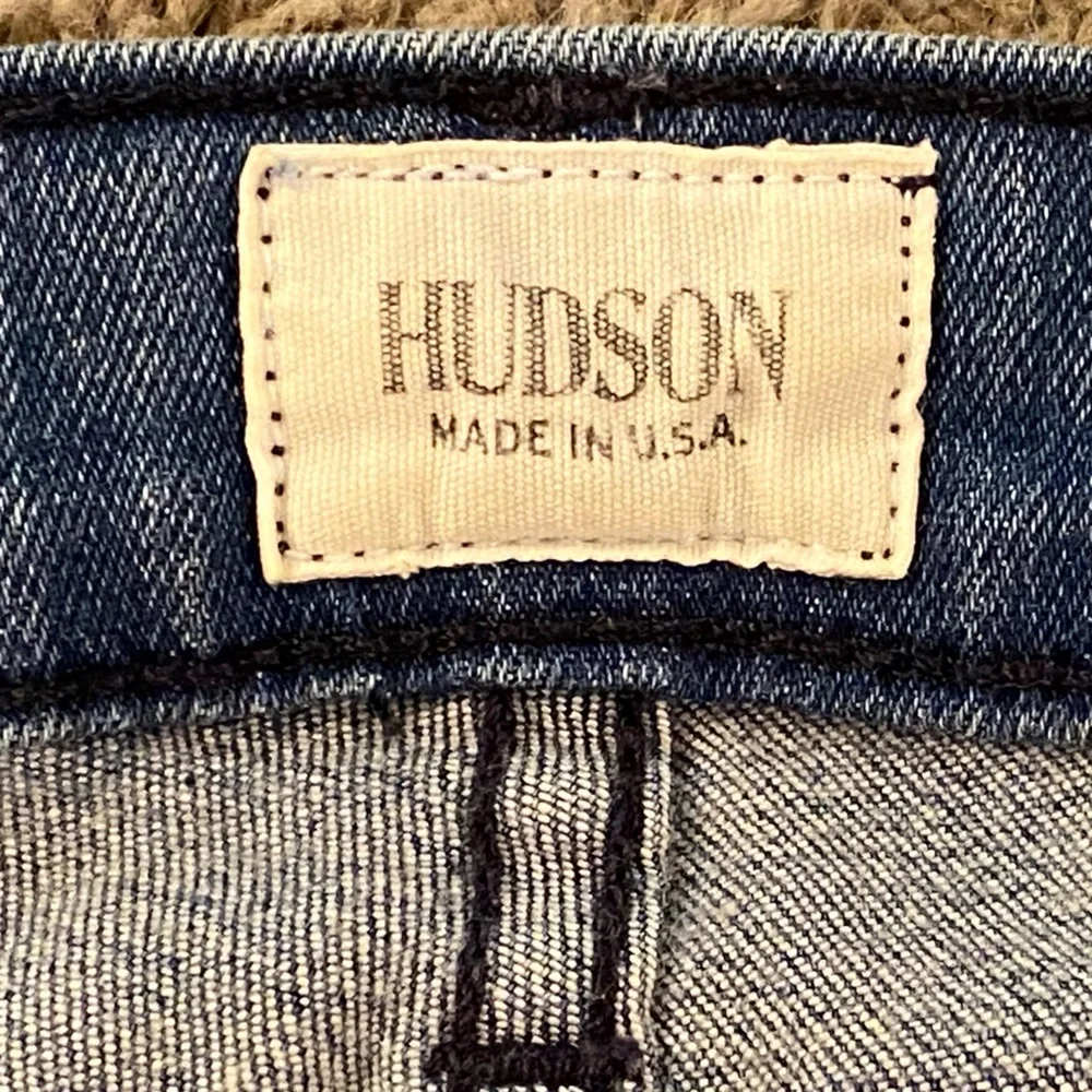 👖Hudson • women’s super skinny distressed jeans • 24 • EUC - Picture 10 of 14